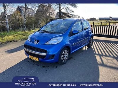 Blauw (metallic) Gebruikt 2010 Peugeot 107 Hatchback | € 2.450 (Goede deal)