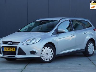 Grijs Gebruikt 2012 Ford Focus Trend Stationwagen | € 1.950 (Iets duurder)