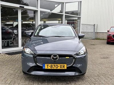 Grijs Gebruikt 2023 Mazda 2 Exclusive-Line Hatchback | € 21.950 (Iets duurder)