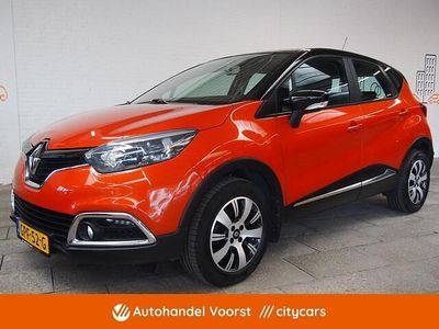 Oranje Gebruikt 2015 Renault Captur Dynamique SUV | € 9.245 (Eerlijke prijs)