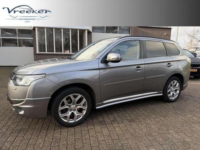 Grijs Gebruikt 2014 Mitsubishi Outlander P-HEV Instyle SUV | € 10.985 (Goede deal)