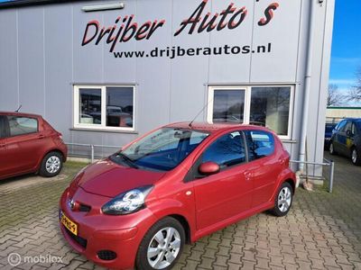 tweedehands Toyota Aygo 1.0-12V Aspiration Red Navigator