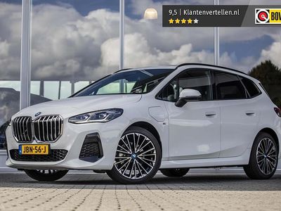 Wit Gebruikt 2023 BMW 225 Active Tourer M Sport MPV | € 33.645 (Iets duurder)