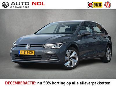 Grijs Gebruikt 2021 VW Golf VIII Highline Hatchback | € 18.450 (Eerlijke prijs)