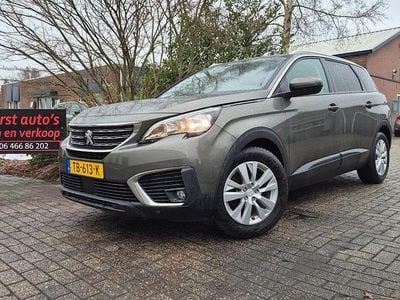 Grijs Occasion 2018 Peugeot 5008 SUV | € 11.693