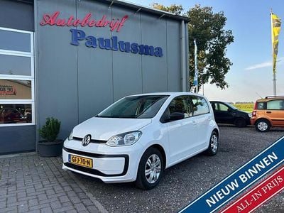 Wit Gebruikt 2017 VW up! high up! Hatchback | € 7.450 (Eerlijke prijs)