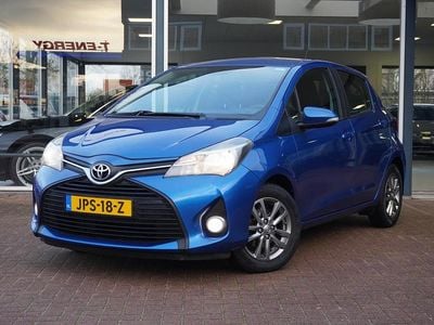 Occasion Toyota Yaris Lounge 99 PK (72 kW) 2014 Blauw Hatchback
