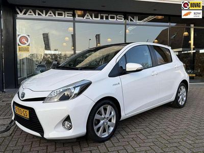 Occasion Toyota Yaris Hybrid 75 PK (55 kW) 2014 Wit Hatchback