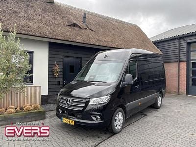 Occasion Mercedes Sprinter 190 PK (139 kW) 2024 Zwart (metallic) Van