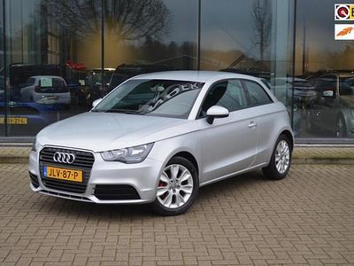Grijs Gebruikt 2011 Audi A1 Ambition Hatchback | € 7.750 (Eerlijke prijs)