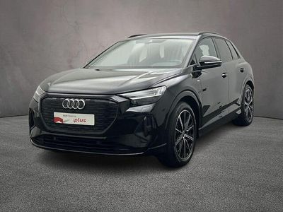 Zwart (metallic) Occasion 2022 Audi Q4 e-tron Design SUV | € 32.900 (Iets duurder)