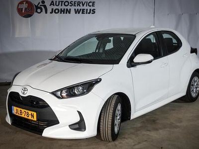 Wit Gebruikt 2022 Toyota Yaris Active Hatchback | € 15.900 (Eerlijke prijs)