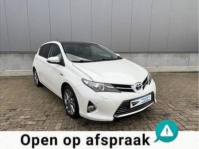 Wit Gebruikt 2013 Toyota Auris Hatchback | € 7.500 (Eerlijke prijs)