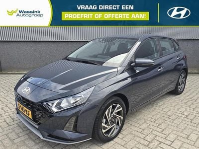 Grijs Gebruikt 2024 Hyundai i20 Comfort Hatchback | € 21.235 (Goede deal)