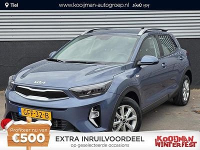 Blauw Gebruikt 2024 Kia Stonic Start SUV | € 22.400 (Eerlijke prijs)