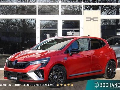 Rouge flamme (nnp) Occasion 2024 Renault Clio V Esprit Alpine Hatchback | € 24.500 (Eerlijke prijs)