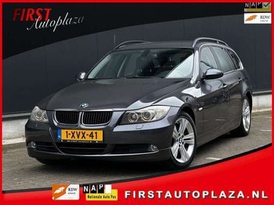 BMW 325