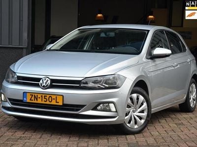 Grijs (metallic) Occasion 2019 VW Polo Comfortline Hatchback | € 10.950 (Eerlijke prijs)