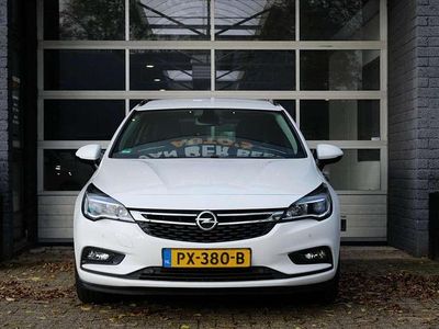 Wit Occasion 2017 Opel Astra Business Stationwagen | € 7.450 (Eerlijke prijs)