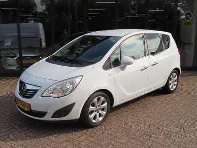 Wit Occasion 2012 Opel Meriva Cosmo MPV | € 1.950 (Eerlijke prijs)