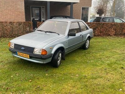 Gebruikt 1981 Ford Escort Ghia | € 2.750