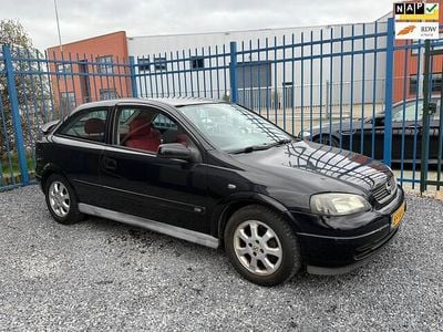 Occasion Opel Astra Njoy 84 PK (61 kW) 2003 Zwart Hatchback