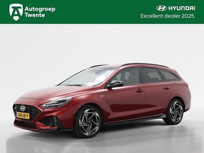 Ultimate red (rood metallic) Occasion 2024 Hyundai i30 N Line Stationwagen | € 29.900 (Duur)