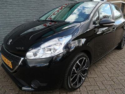 tweedehands Peugeot 208 1.2 VTi Access Nederlandse auto Eerste eigenaar Zeer nette auto