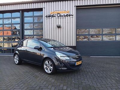 Grijs Gebruikt 2013 Opel Corsa Active Hatchback | € 4.750 (Eerlijke prijs)