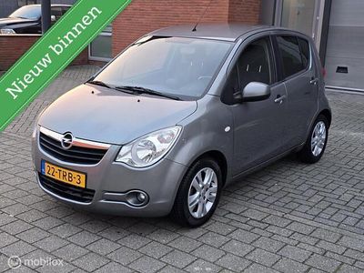Grijs Occasion 2012 Opel Agila Hatchback | € 4.745 (Eerlijke prijs)