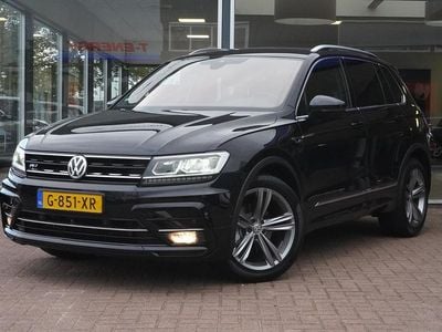 Zwart Gebruikt 2020 VW Tiguan Highline SUV | € 22.950 (Goede deal)