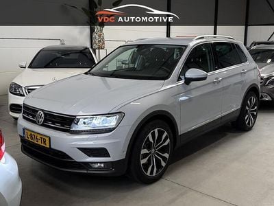 Wit (metallic) Occasion 2018 VW Tiguan Highline SUV | € 15.950 (Eerlijke prijs)