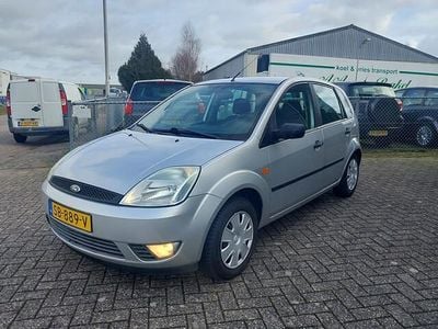 Occasion Ford Fiesta Futura 80 PK (58 kW) 2004 Grijs (metallic) Hatchback