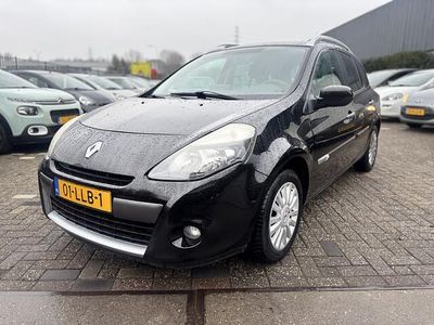 Zwart (metallic) Occasion 2010 Renault Clio GrandTour Collection Stationwagen | € 2.950 (Eerlijke prijs)