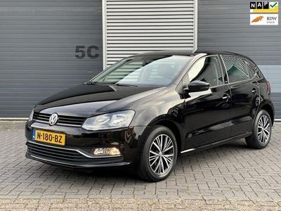 Zwart Occasion 2016 VW Polo Allstar Hatchback | € 10.950 (Iets duurder)