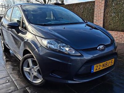 Occasion Ford Fiesta Limited 60 PK (44 kW) 2010 Grijs (metallic) Hatchback