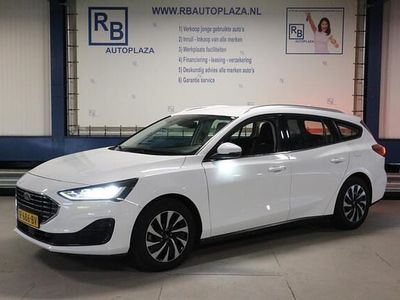 Wit Gebruikt 2022 Ford Focus Titanium Stationwagen | € 12.950 (Eerlijke prijs)