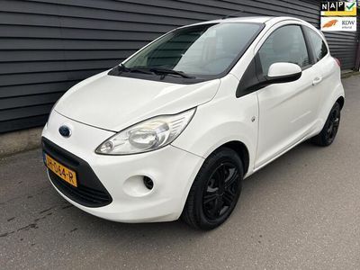 Wit Gebruikt 2010 Ford Ka Cool & Sound Edition Hatchback | € 3.145 (Eerlijke prijs)