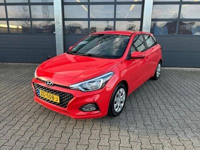 Rood Occasion 2019 Hyundai i20 Comfort Hatchback | € 11.835 (Eerlijke prijs)