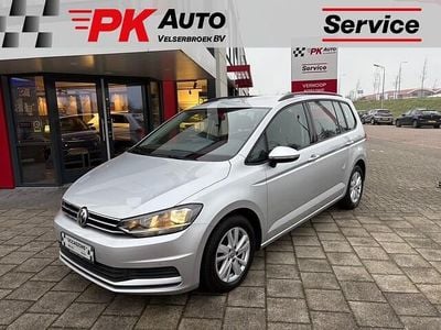 Grijs Gebruikt 2020 VW Touran Highline MPV | € 26.945 (Eerlijke prijs)