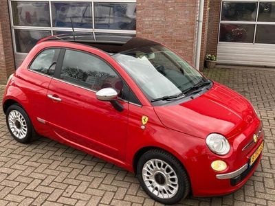 tweedehands Fiat 500 Ferrari edition, zwart dak, airco, NAP