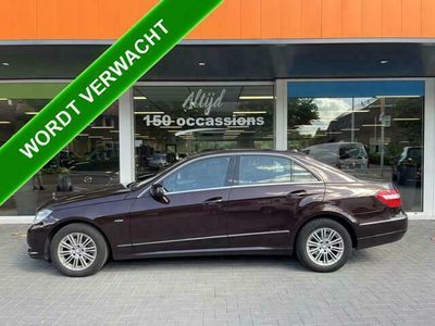 tweedehands Mercedes E220 CDI Elegance *AUTOMAAT* / NAVIGATIE / CRUISE-CTR. / AIRCO-ECC / PDC V+A / XENON / ELEK. RAMEN / LM-VELGEN