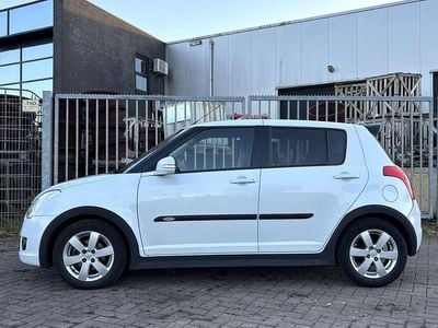 Wit Gebruikt 2009 Suzuki Swift Limited Hatchback | € 4.000 (Iets duurder)