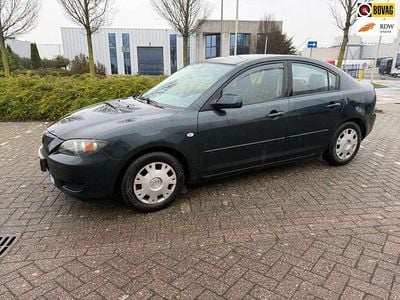 Groen Occasion 2005 Mazda 3 Touring Sedan | € 1.199 (Eerlijke prijs)