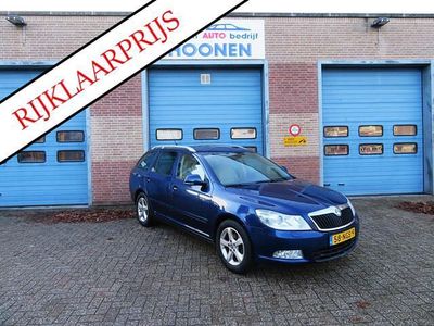 Blauw Occasion 2010 Skoda Octavia Business Line Stationwagen | € 2.700 (Iets duurder)
