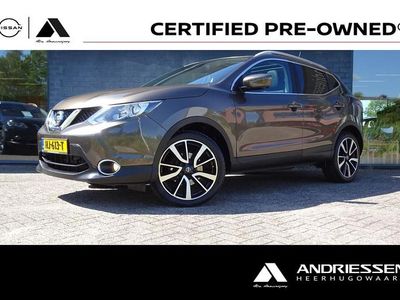 Bruin Gebruikt 2015 Nissan Qashqai Tekna SUV | € 14.945 (Eerlijke prijs)