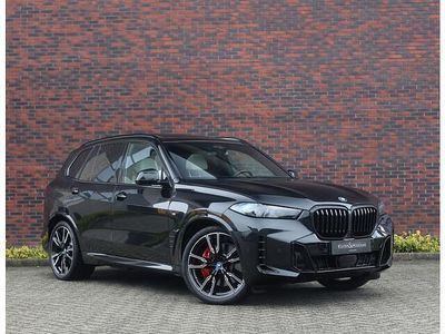 Zwart (metallic) Occasion 2024 BMW X5 Comfort Edition SUV | € 105.950 (Duur)
