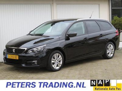 tweedehands Peugeot 308 SW 1.2 Executive PANO-CARPLAY-NAVI-NIEUWE DIST.RIE