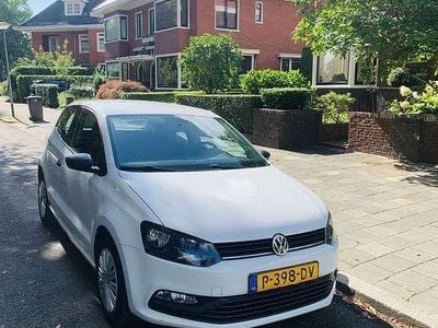 Wit Occasion 2015 VW Polo Hatchback | € 5.250 (Goede deal)