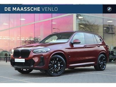 Rood Occasion 2022 BMW X3 Comfort Edition SUV | € 44.950 (Eerlijke prijs)